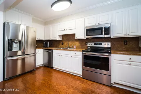 5010 Harling Pl, Jackson, MS 39211 photo 5