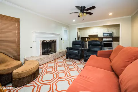5010 Harling Pl, Jackson, MS 39211 photo 7