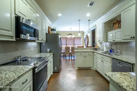 409 Copper Ridge Dr, Florence, MS 39073 photo 6