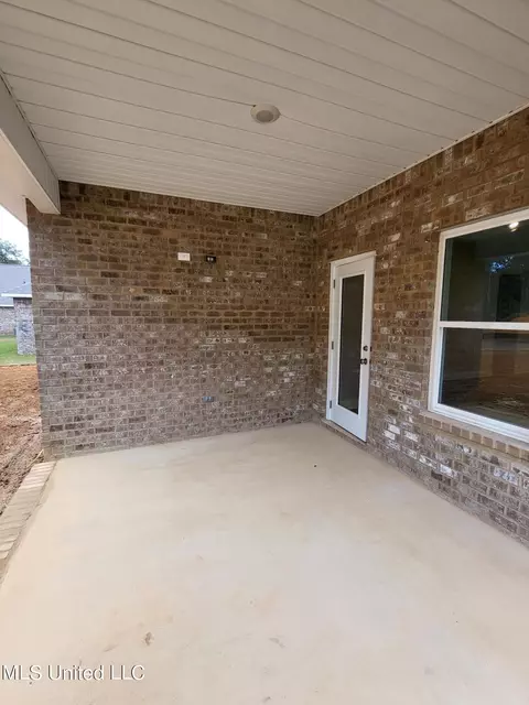 87141 Highpoint Dr, Diamondhead, MS 39525 photo 11