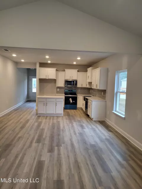 87141 Highpoint Dr, Diamondhead, MS 39525 photo 7