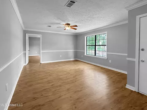277 Cedar St, Florence, MS 39073 photo 4