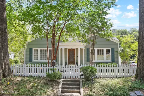 1826 Lyncrest Ave, Jackson, MS 39202