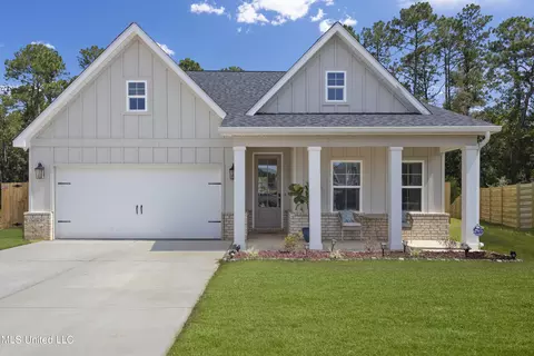 10696 Wren Grv, Gulfport, MS 39503 photo 1