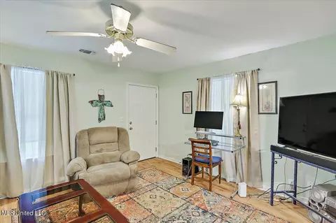 301 E Dewey Camp Dr, Florence, MS 39073 photo 7