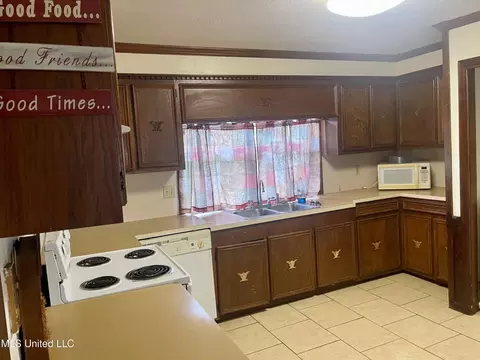 4336 Patann St, Jackson, MS 39213 photo 3