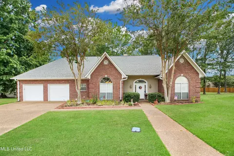 877 Windward Dr, Richland, MS 39218