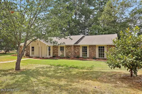 116 Firecrest Dr, Brandon, MS 39042 photo 2