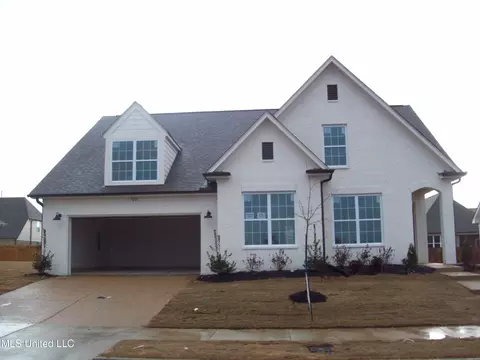 9569 Kings Landing Dr, Olive Branch, MS 38654