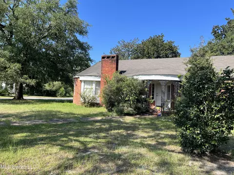 17729 Highway 63, Moss Point, MS 39562