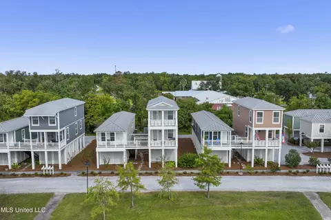 215 E Second St #27, Pass Christian, MS 39571 photo 17