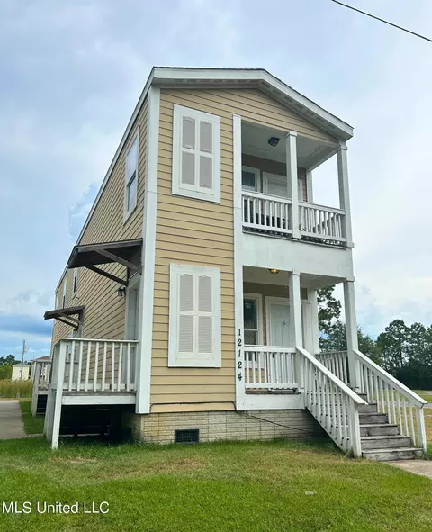 12124 Prudie Cr #A&B, Gulfport, MS 39503