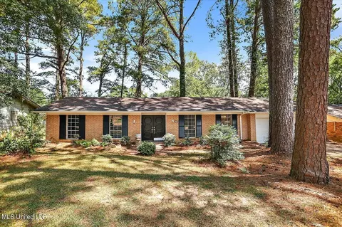 1142 Rosewood Street St, Jackson, MS 39212