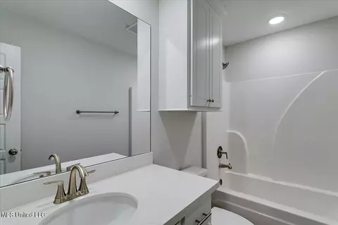 Bath - 149 Allie Ln, Canton, MS 39046 photo 3 of 3
