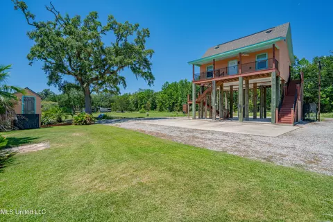 25579 Winding Way Dr, Pass Christian, MS 39571