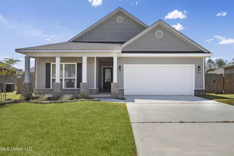 15628 Ridge Ct, Biloxi, MS 39532