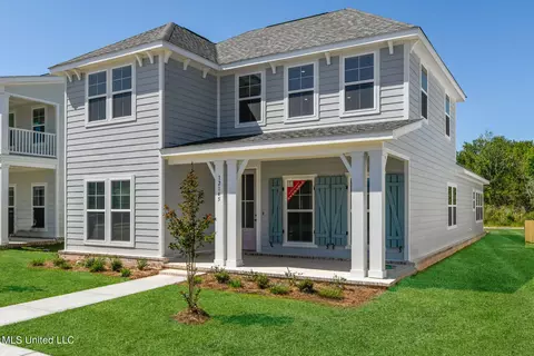131 Grande View Dr, Biloxi, MS 39531