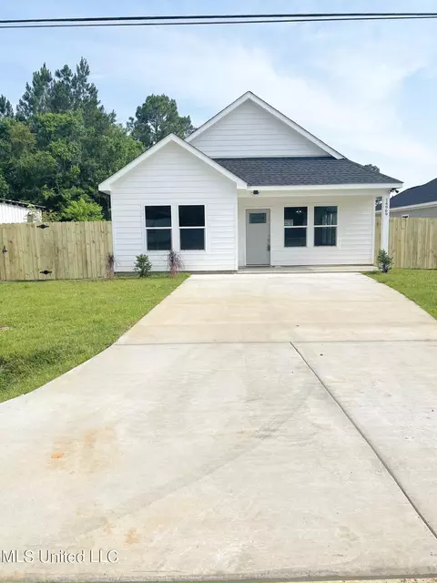 14969 Dillon St, Vancleave, MS 39565