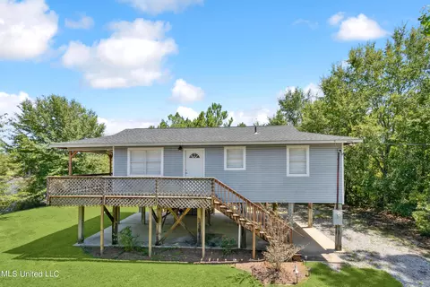 710 Palmetto Cv, Pass Christian, MS 39571