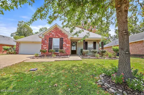 108 W Pinebrook Dr, Brandon, MS 39047 photo 2