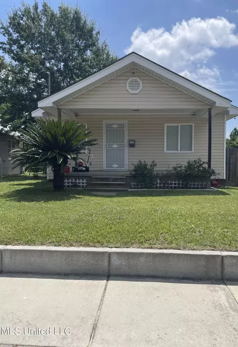 260 Strangi Ave, Biloxi, MS 39530