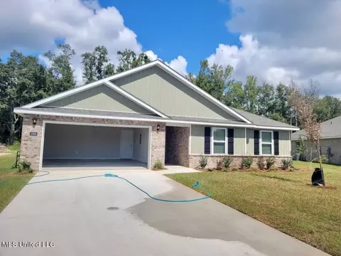 1050 Enclave Cir, Long Beach, MS 39560