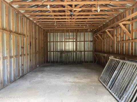 716 Michael Mcleod Rd, Mclain, MS 39456 photo 8