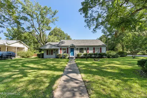 320 E Lee St, Sardis, MS 38666 photo 1