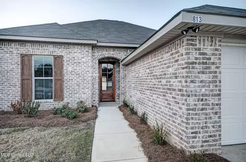 813 Silver Pointe, Pearl, MS 39208 photo 2