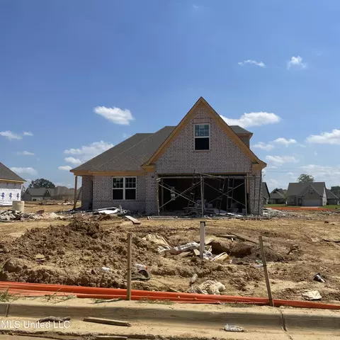 2085 Dela Dr, Southaven, MS 38672