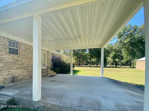 158 Jessica Ln, Lucedale, MS 39452 photo 5