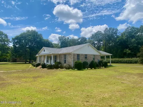 158 Jessica Ln, Lucedale, MS 39452