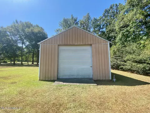 158 Jessica Ln, Lucedale, MS 39452 photo 3