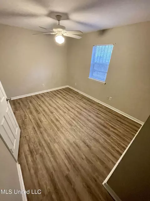 2118 Thousand Oaks Dr, Jackson, MS 39212 photo 22