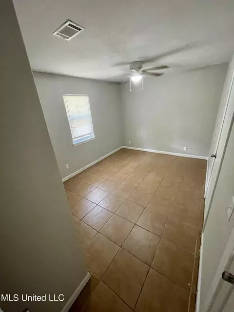 2118 Thousand Oaks Dr, Jackson, MS 39212 photo 11