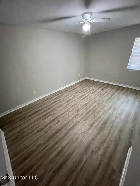 2118 Thousand Oaks Dr, Jackson, MS 39212 photo 23