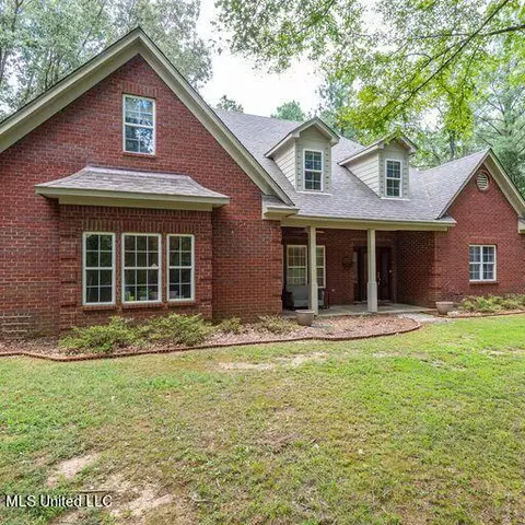 8241 College Rd, Olive Branch, MS 38654