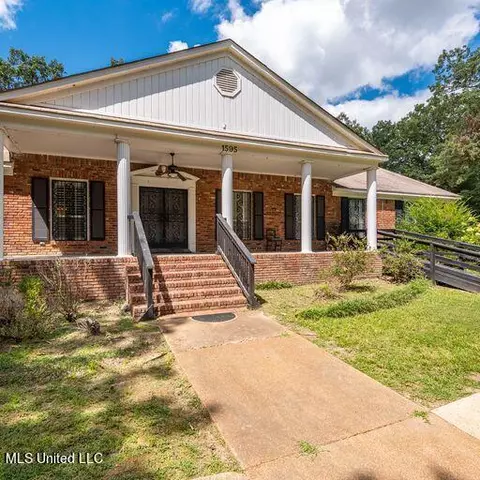 Exterior - 1595 Malone Rd, Nesbit, MS 38651 photo 1 of 36