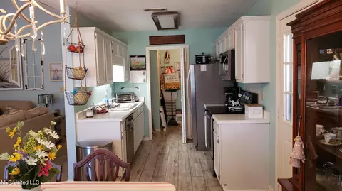 320 Audubon Cir, Brandon, MS 39047 photo 10