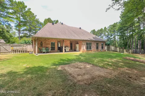 204 Kitty Hawk Cir, Brandon, MS 39047 photo 45