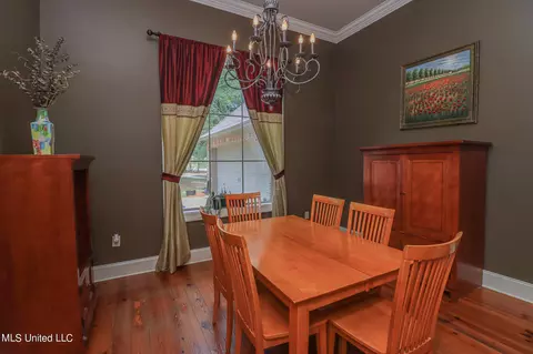 204 Kitty Hawk Cir, Brandon, MS 39047 photo 11
