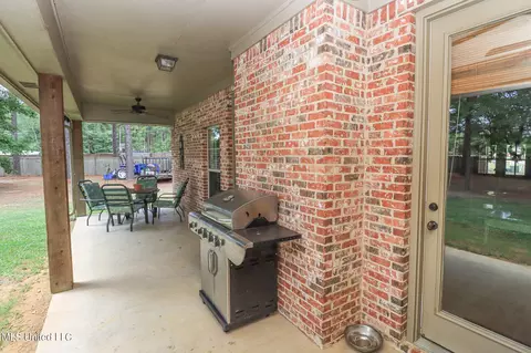 204 Kitty Hawk Cir, Brandon, MS 39047 photo 47