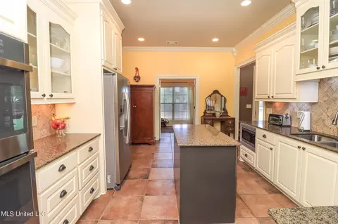 204 Kitty Hawk Cir, Brandon, MS 39047 photo 15