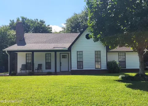 6901 Alexander Rd, Olive Branch, MS 38654