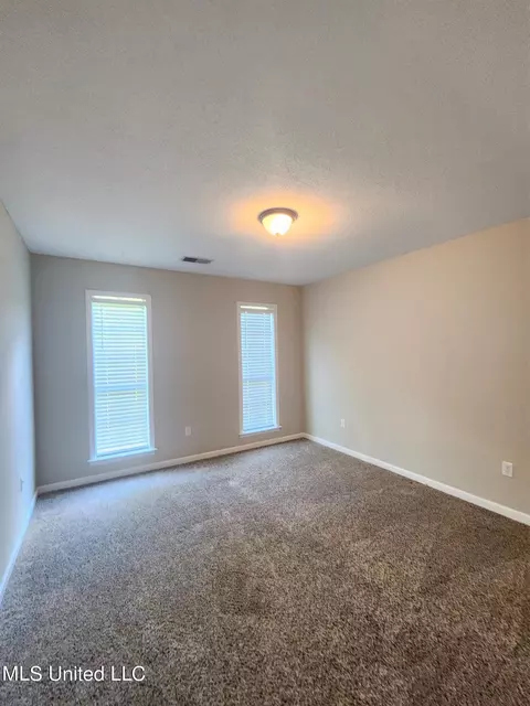 6901 Alexander Rd, Olive Branch, MS 38654 photo 9