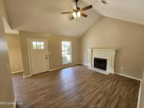 5563 Tiki Ln, Jackson, MS 39212 photo 12