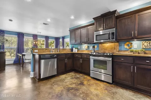 6 Stonegate Loop, Perkinston, MS 39573 photo 11