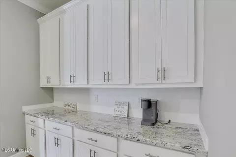 828 Long Leaf Cir, Brandon, MS 39042 photo 13