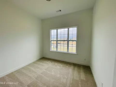 3889 Fieldstream Dr, Olive Branch, MS 38654 photo 6