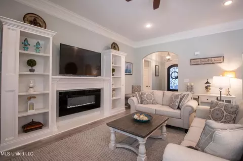 6225 Cypress Ln, Biloxi, MS 39532 photo 14